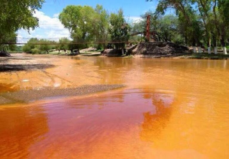 Grupo México no ha reparado daños por derrame de químicos en Sonora