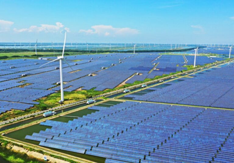 Industria de energía verde en China, motor para el desarrollo de alta calidad