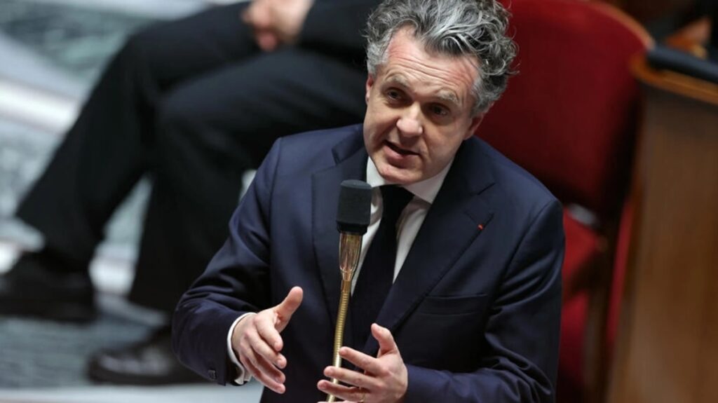 Francia lanza una batalla contra la "fast fashion