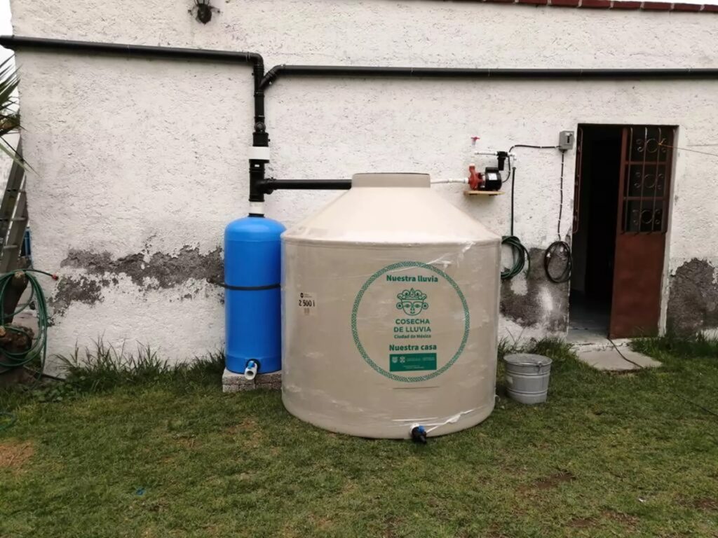 Ante escasez de agua Sedema impulsa programa Cosecha de Lluvia en la Cdmx