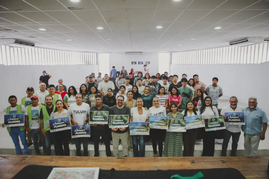 AJEMEX colabora con organizaciones ambientales para reducir huella plástica en Tulum