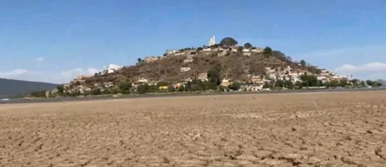 ‘Huachicoleo’ tiene en crisis hídrica al Lago de Pátzcuaro