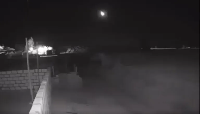 Graban un meteorito que iluminó el cielo de Colombia