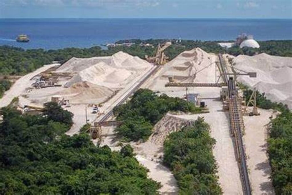 AMLO declara como ANP terrenos en pugna con la minera estadounidense Vulcan Materials