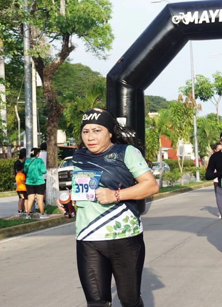 Sporade participa en carrera en defensa del mono saraguato