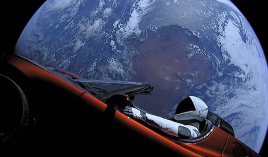 Asteroide descubierto cerca de la Tierra resulta ser el Tesla de Elon Musk