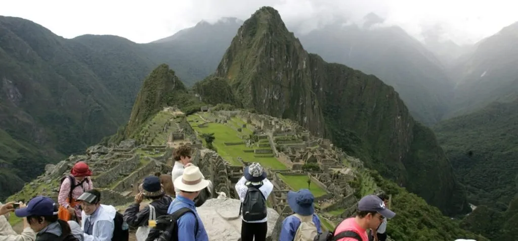 Nueva carretera ecológica en Machu Picchu para preservar el entorno natural