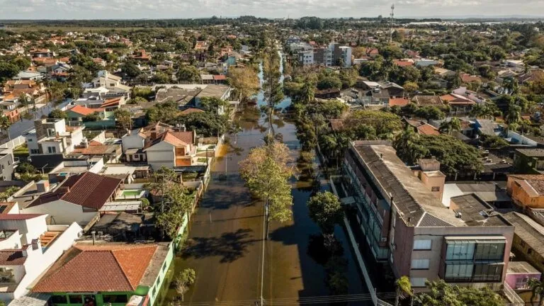 De qué manera el cambio climático influye en los fenómenos extremos, según la ciencia