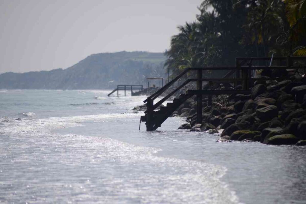 Conoces los factores que aceleran la desaparición de playas en el Golfo de México