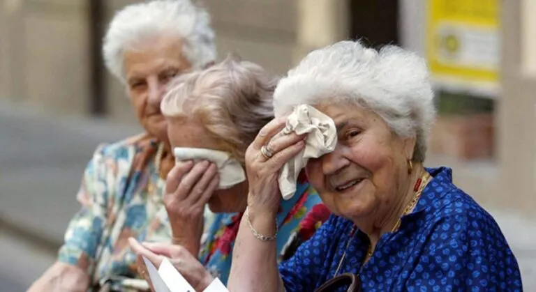 Olas de calor ponen en alto riesgo a las personas mayores, advierte la ONU