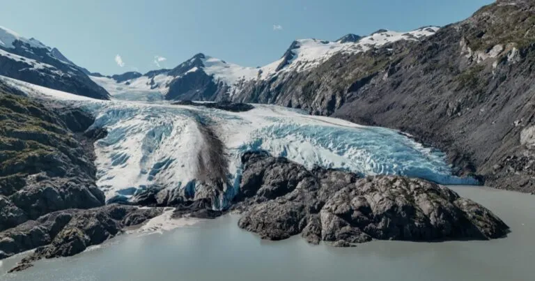 Retroceso récord del glaciar Hektoria alerta sobre nivel del mar