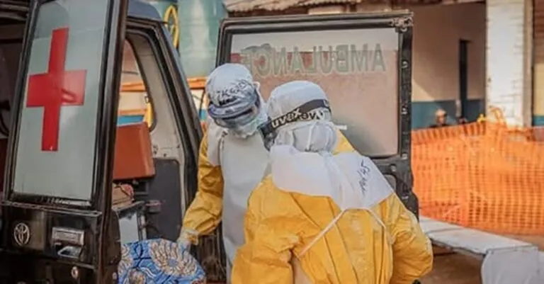 Francia confirma primer caso de Ébola en médico procedente de RDC