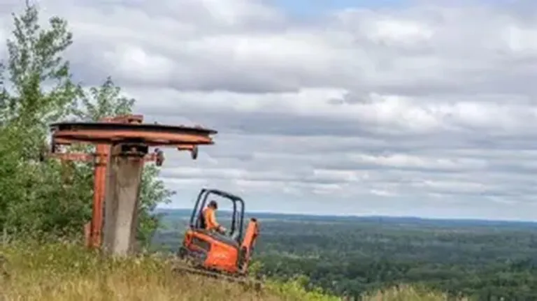 Estaciones de esquí abandonadas en EE.UU. se transforman en destinos de ciclismo
