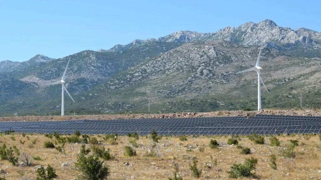 España impulsa las renovables innovadoras con almacenamiento mediante 524 proyectos estratégicos