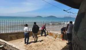Derriban muro irregular en zona federal de Mazatlán: Profepa