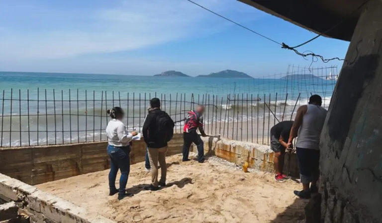 Derriban muro irregular en zona federal de Mazatlán: Profepa