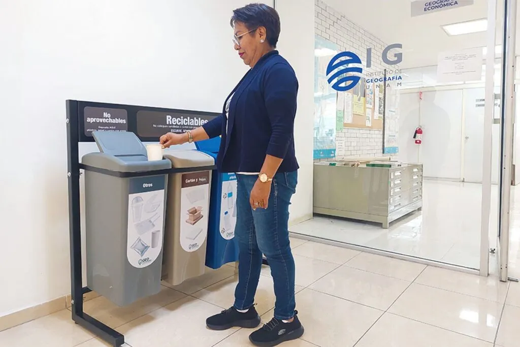 Geografía pone en marcha su Programa Basura Cero