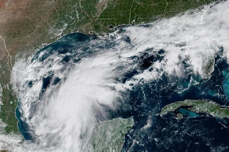 Cizalladura del viento durante El Niño contribuyó a la formación de Isaías en el Golfo de México