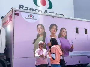 Cuenta SOMOS de Banco Azteca articula salud y finanzas para mujeres mexicanas