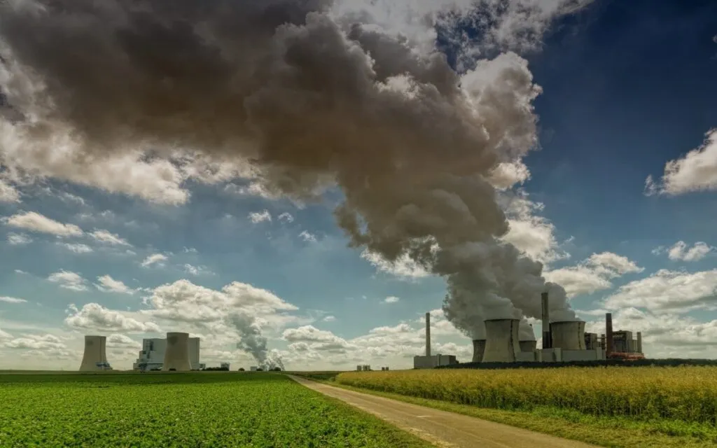 Gases de efecto invernadero alcanzaron niveles récord en 2025, advierte la ONU