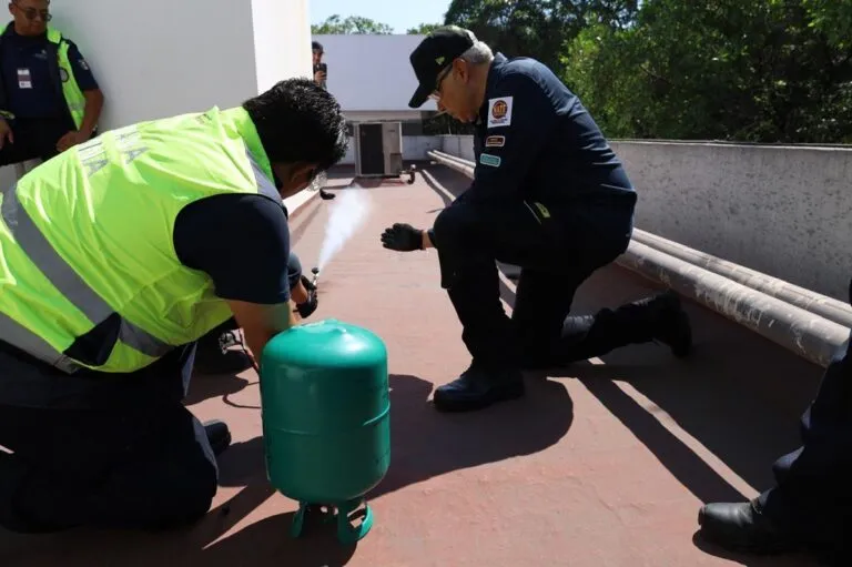 Semarnat fortalece vigilancia en aduanas para prevenir tráfico ilícito de sustancias que dañan capa de ozono